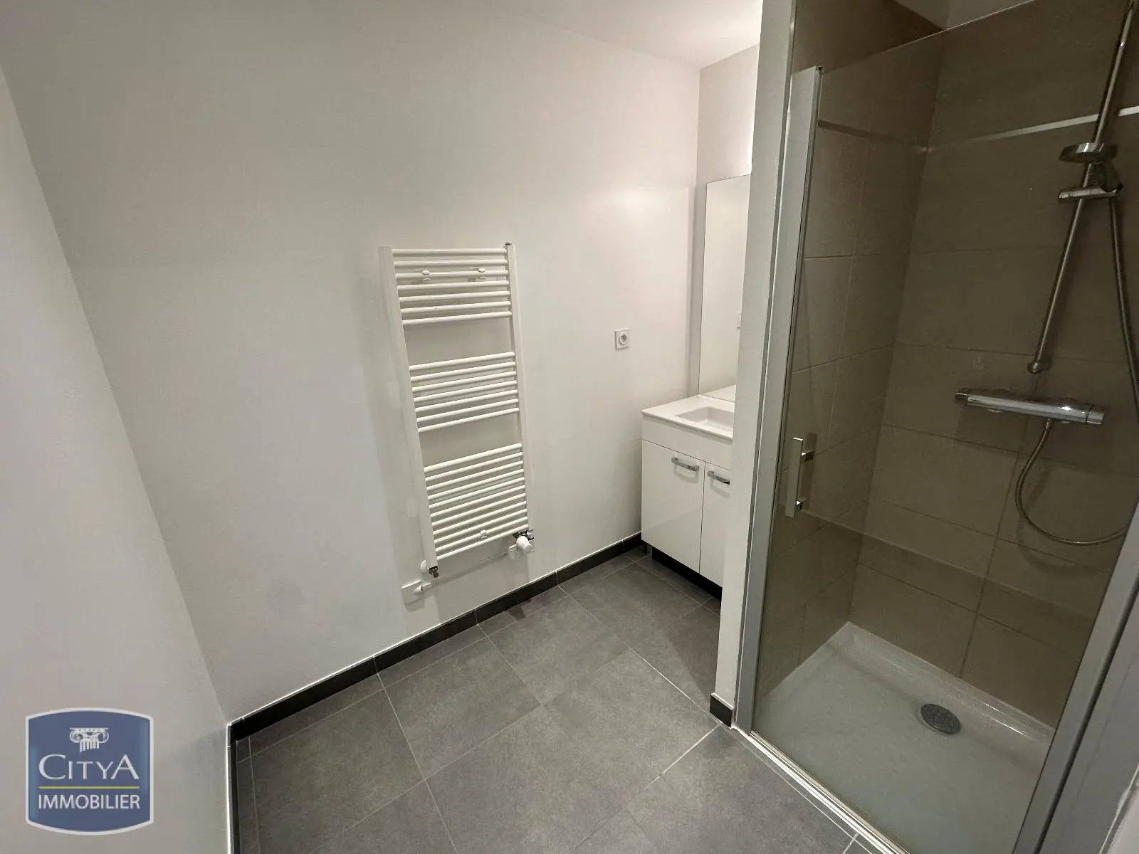 Photo 1 Appartement 3 pièces 75.88m²