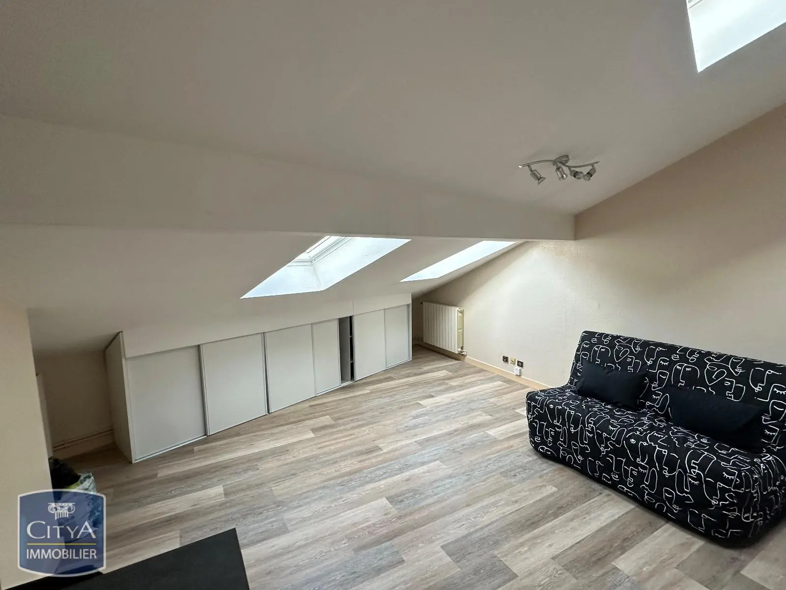 Photo 2 Appartement 1 pièce 21m²