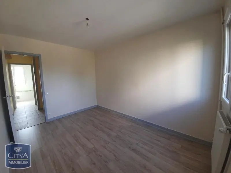 Photo 10 Appartement 5 pièces 87.65m²