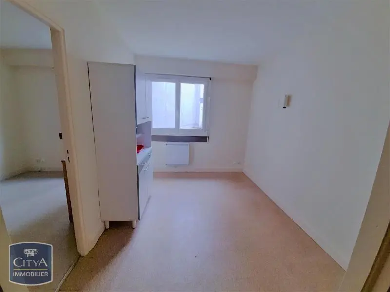Photo 1 Appartement 1 pièce 24.29m²