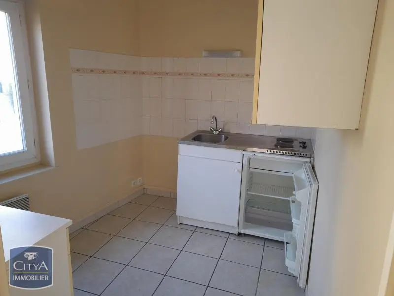 Photo 2 Appartement 1 pièce 24.28m²