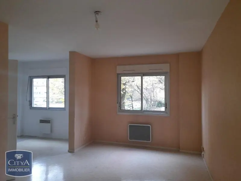 Photo 4 Appartement 1 pièce 31.78m²