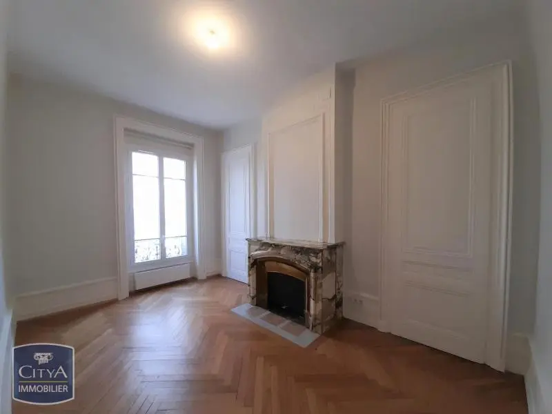 Photo 11 Appartement 6 pièces 170.19m²
