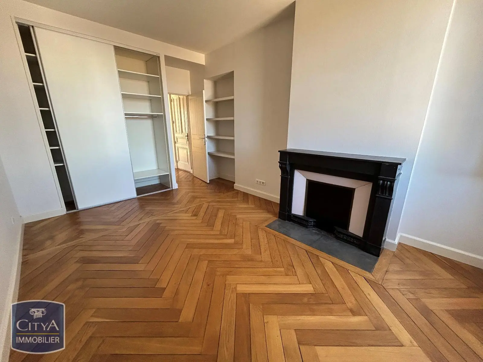 Photo 3 Appartement 4 pièces 102m²