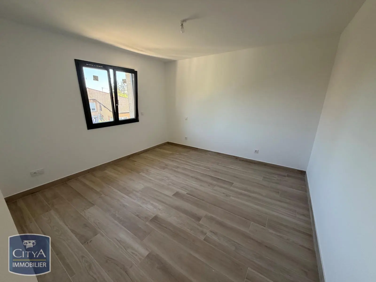 Photo 9 Maison 4 pièces 108.33m²