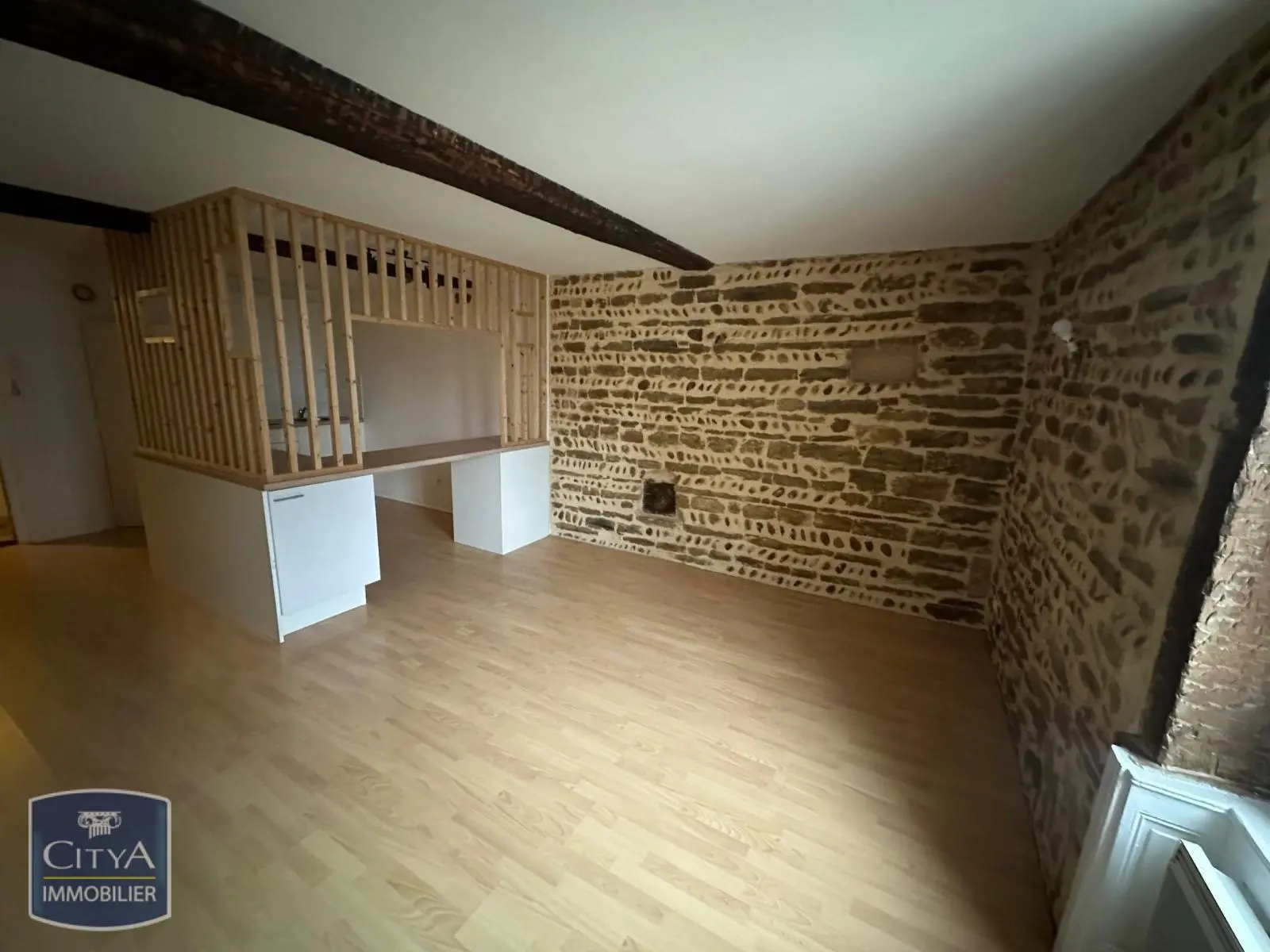 Photo 1 Appartement 1 pièce 32.66m²