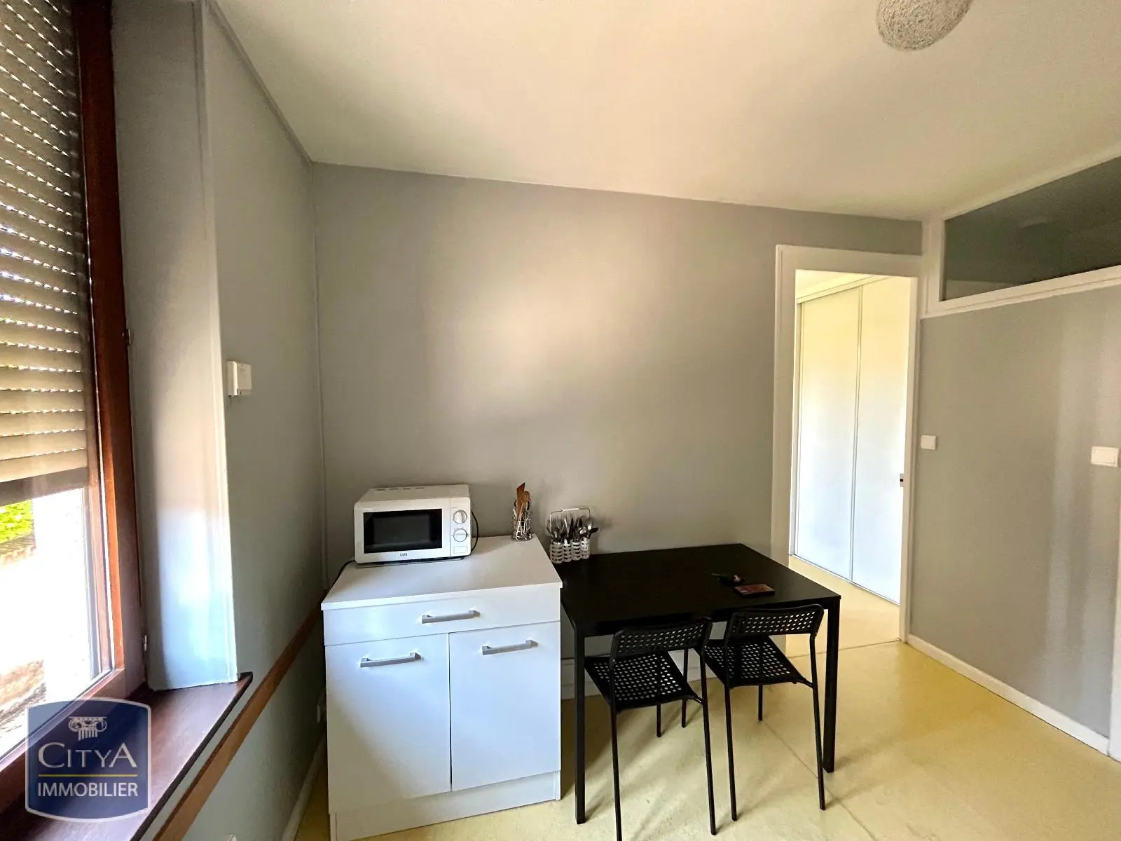 Photo 1 Appartement 1 pièce 28.66m²