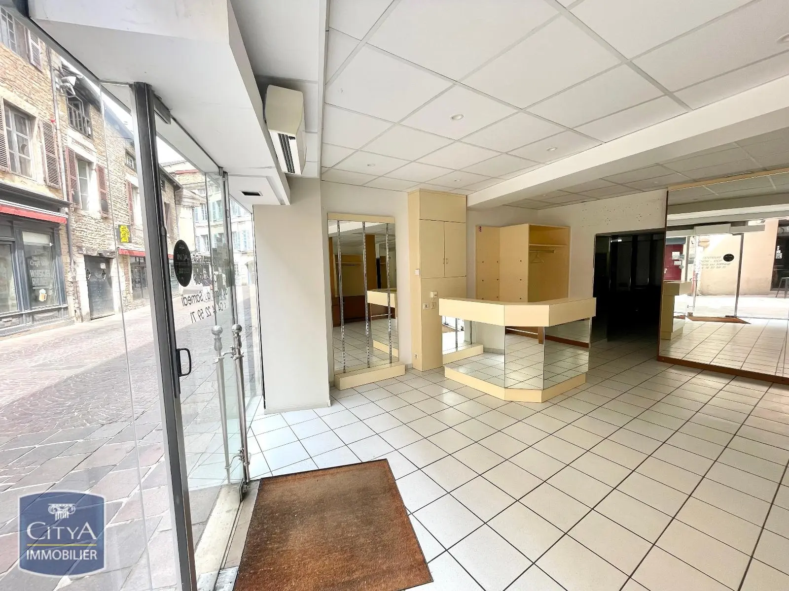 Photo 1 Local Commercial