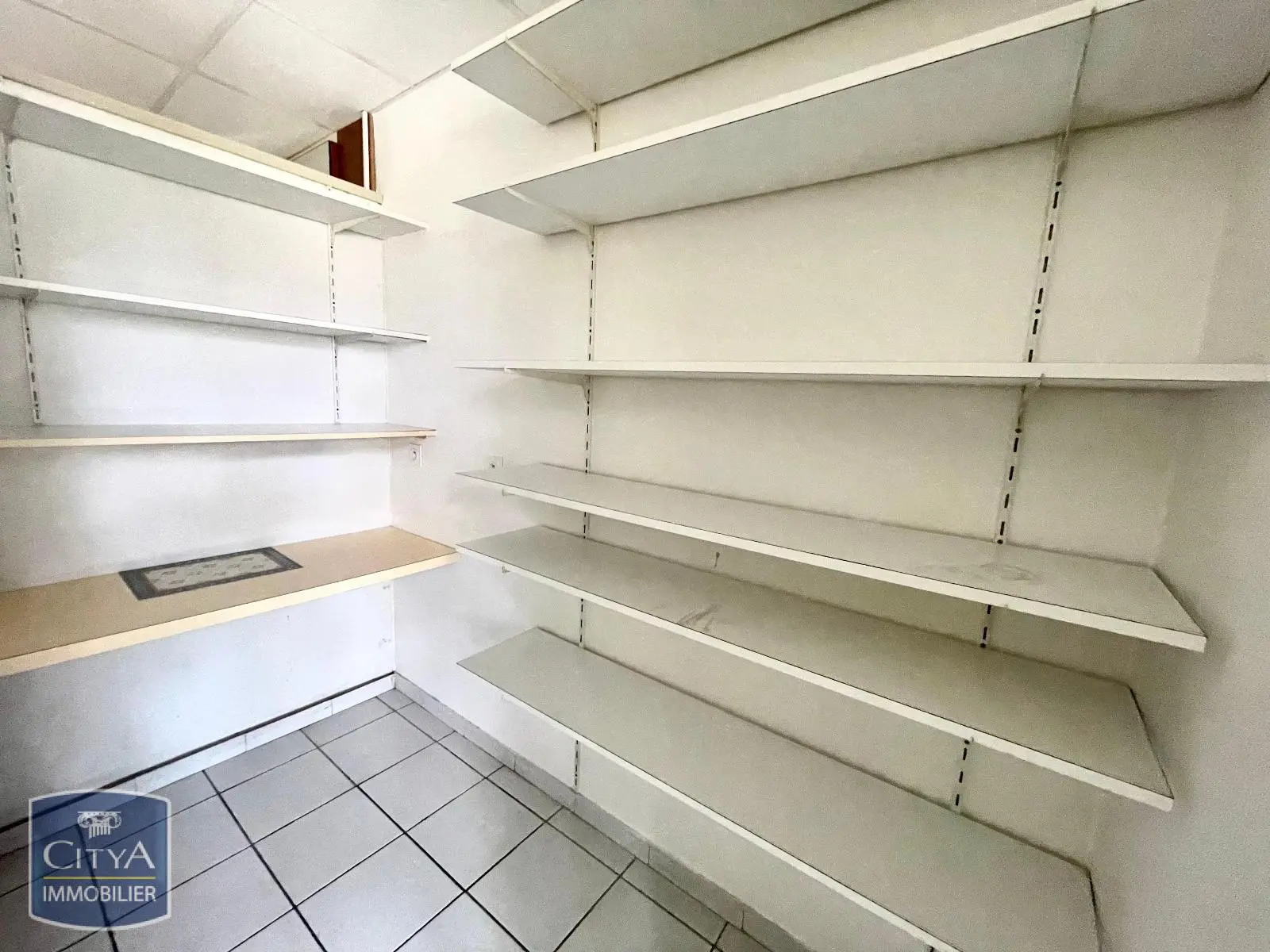 Photo 6 Local Commercial