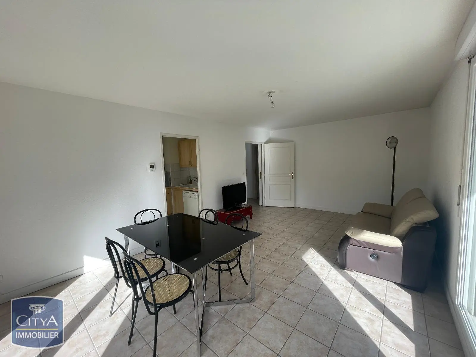 Photo 3 Appartement 4 pièces 84.46m²
