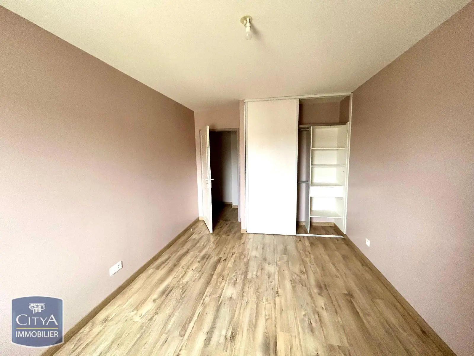 Photo 13 Appartement 5 pièces 138.57m²