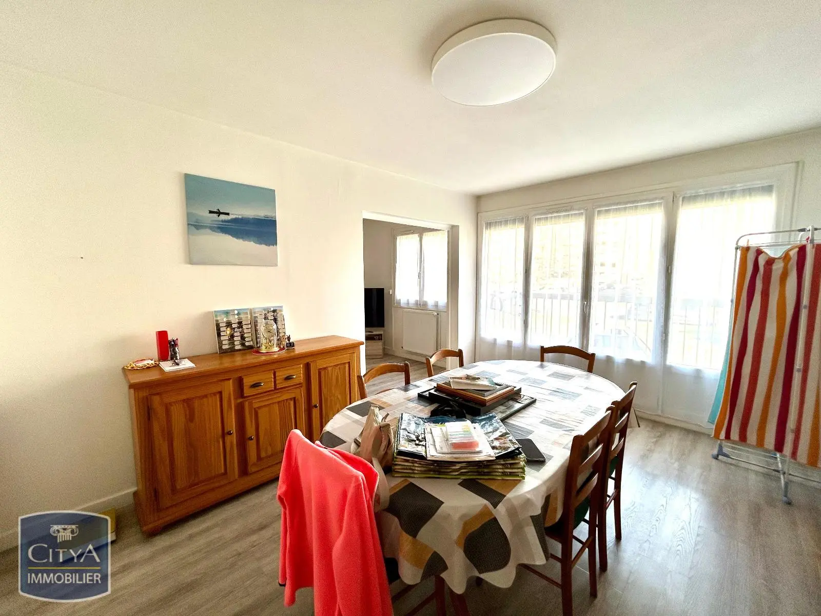 Photo 3 Appartement 4 pièces 77m²