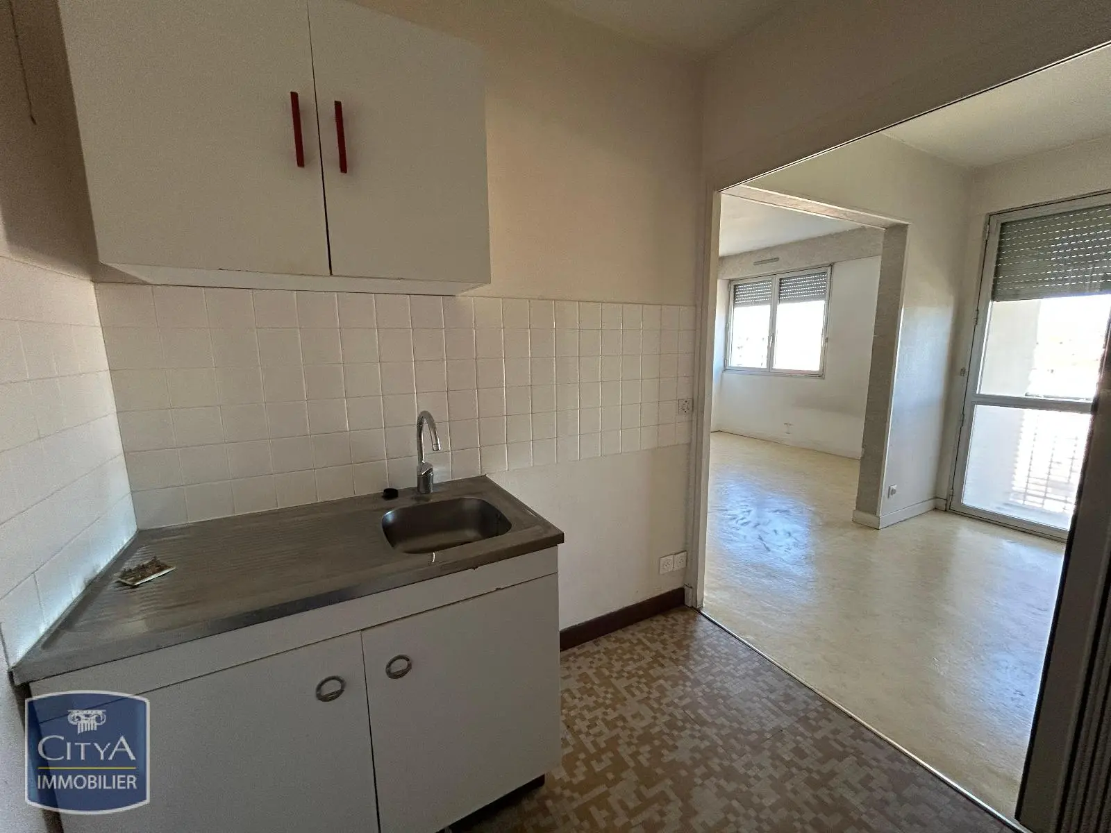 Photo 2 Appartement 1 pièce 33.38m²