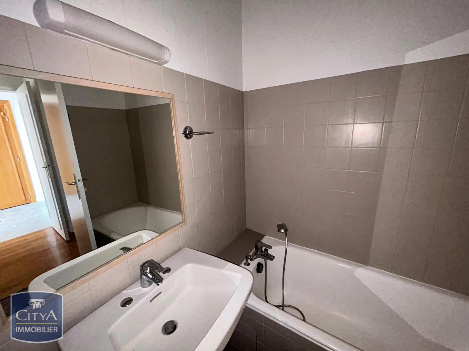 Photo 6 Appartement 2 pièces 63.38m²