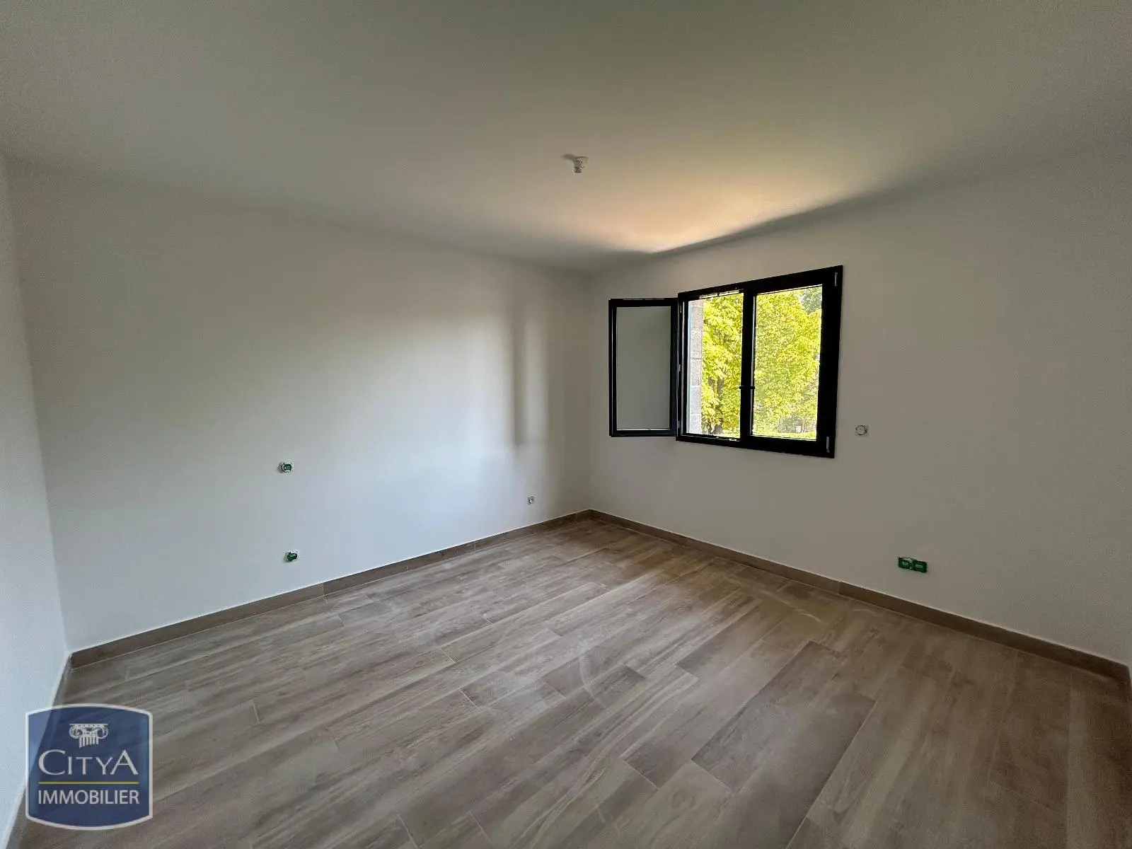 Photo 11 Maison 4 pièces 107.68m²