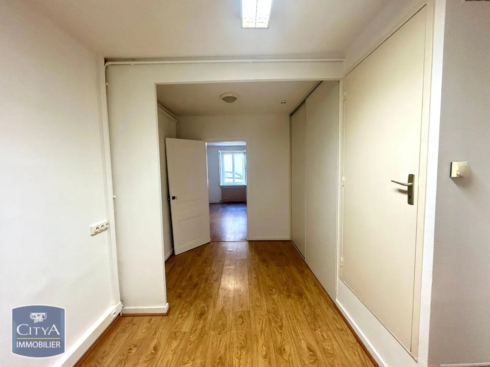 Photo 6 Appartement 1 pièce 37.6m²