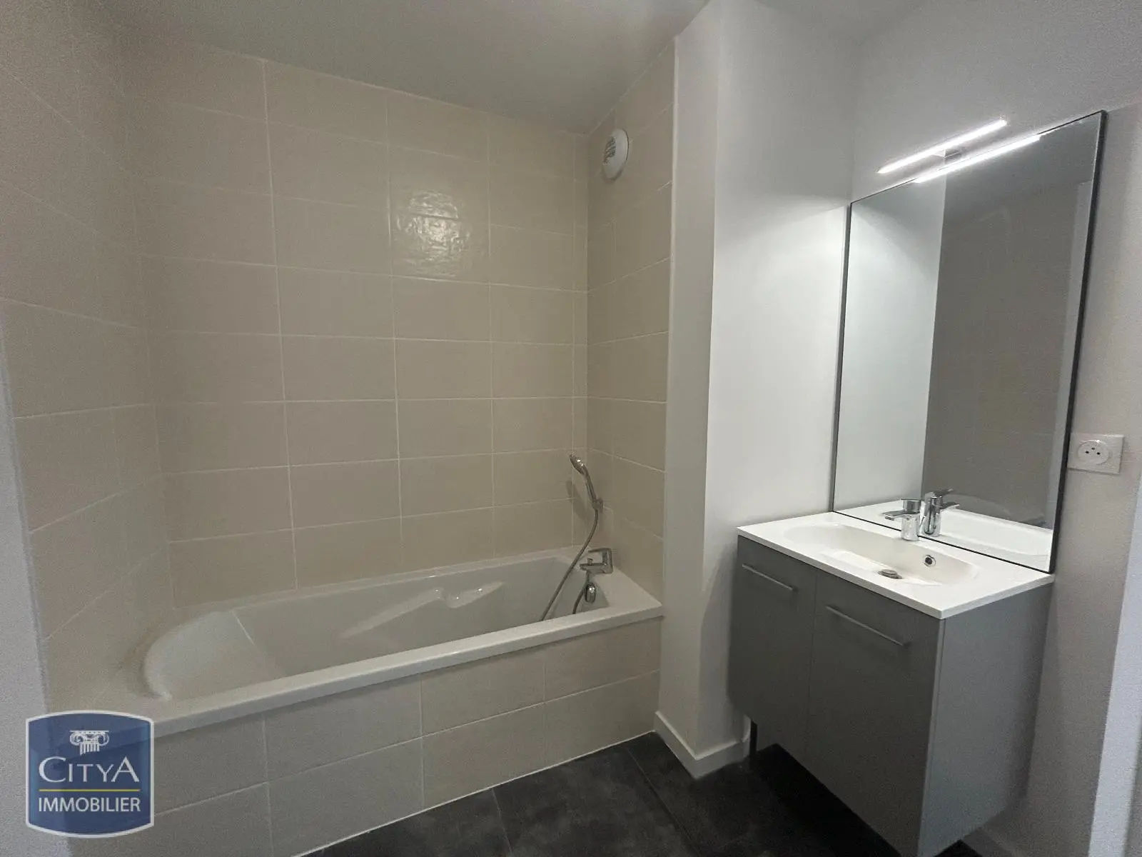 Photo 6 Appartement 2 pièces 48m²