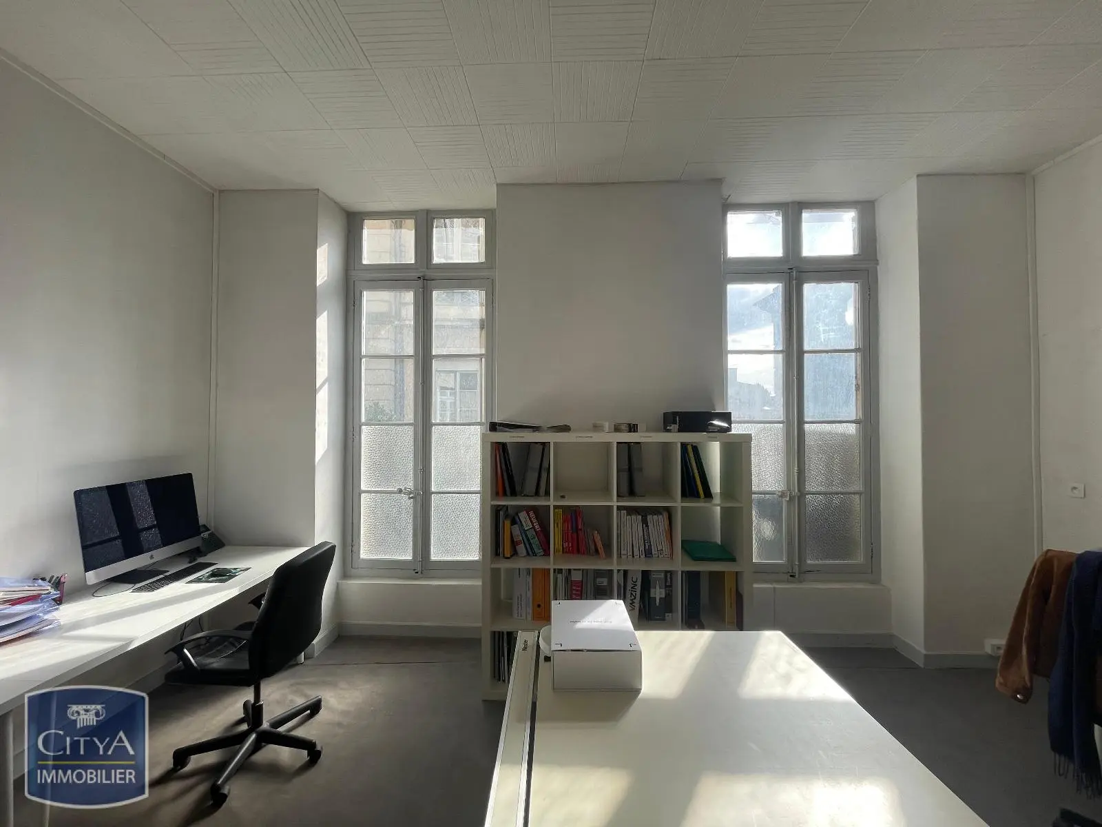 Photo 2 Local Professionnel