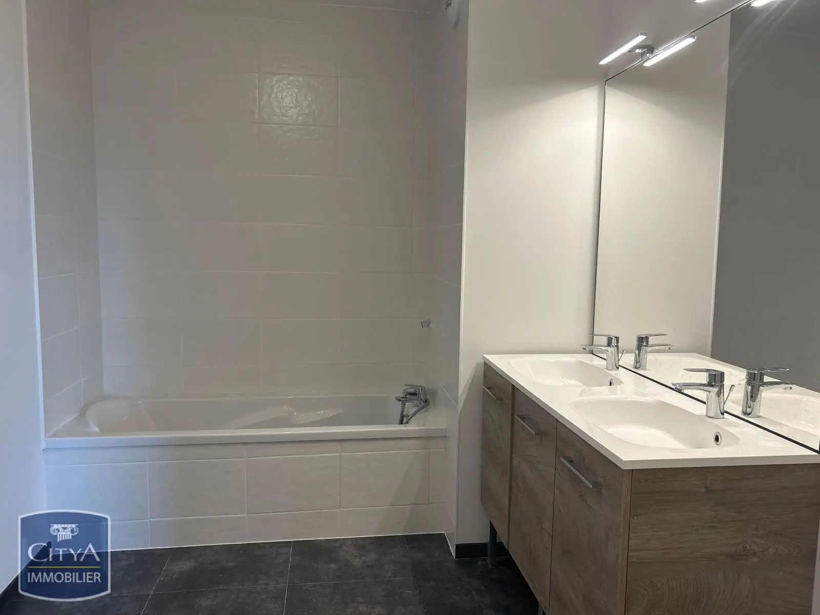 Photo 4 Appartement 4 pièces 74.28m²