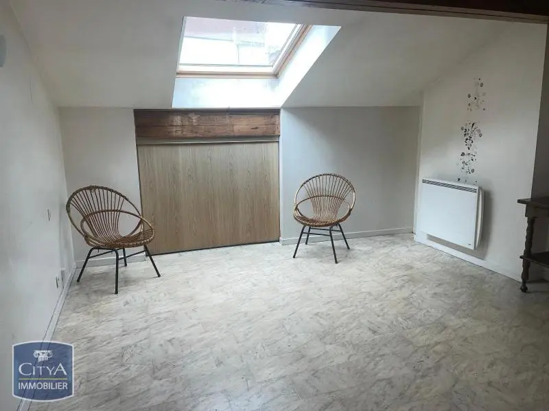Photo 1 Appartement 1 pièce 31.21m²
