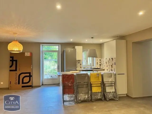 Photo 2 Appartement 6 pièces 147.76m²