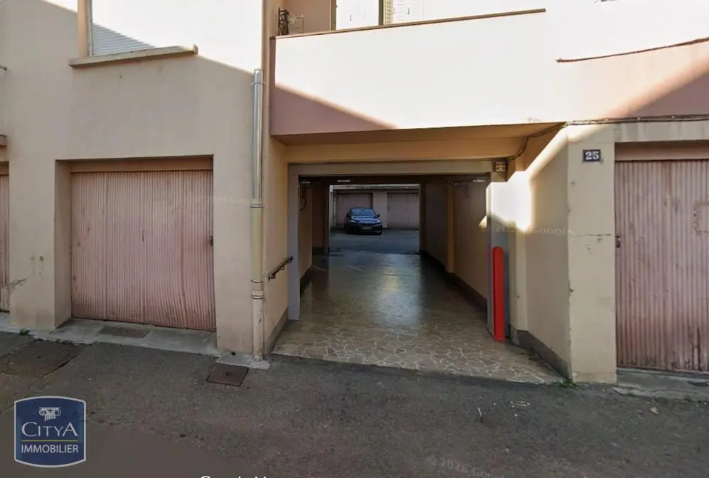 Photo 1 Parking 15m²