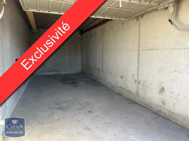 Photo 1 Parking 19m²