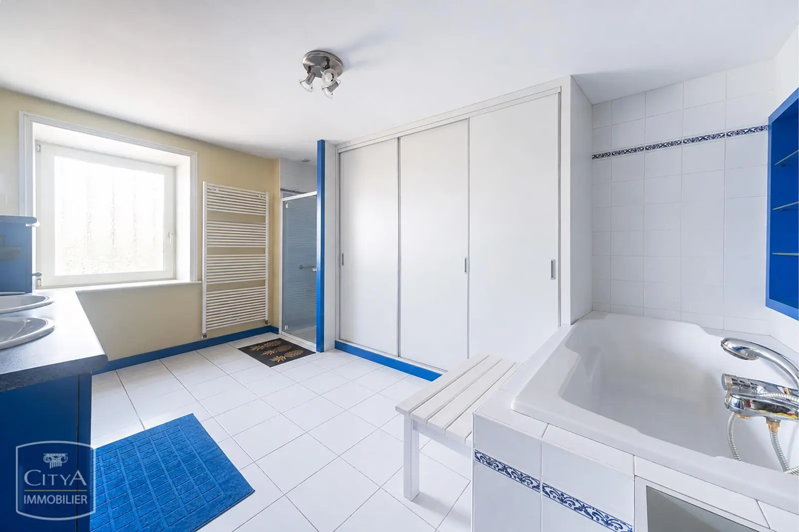 Photo 7 Maison 7 pièces 228m²