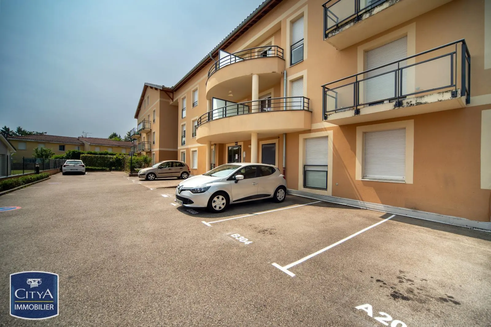 Photo 2 Parking 16.12m²