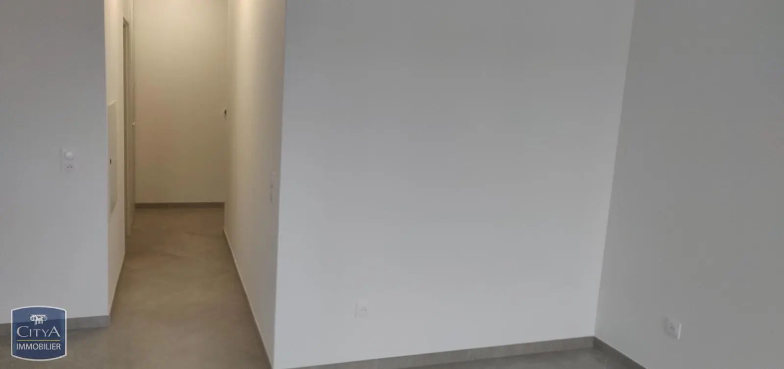 Photo 3 Appartement 1 pièce 33.8m²