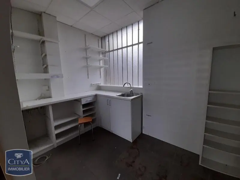 Photo 3 Local Commercial 46.57m²
