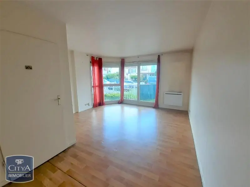 Photo 1 Appartement 1 pièce 27.16m²