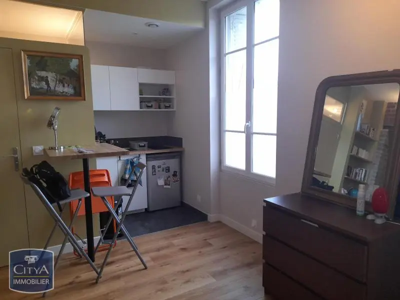 Photo 2 Appartement 1 pièce 24.9m²