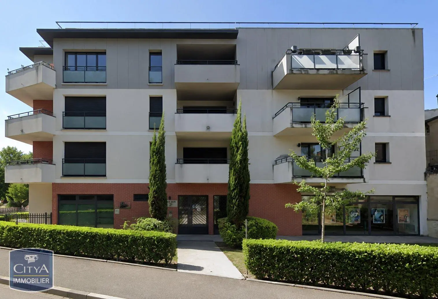 Photo 2 Local Professionnel 14.5m²