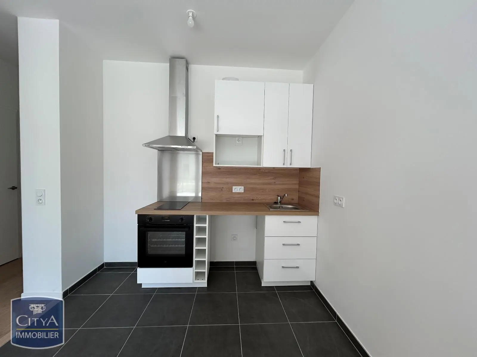 Photo 2 Appartement 1 pièce 35.23m²