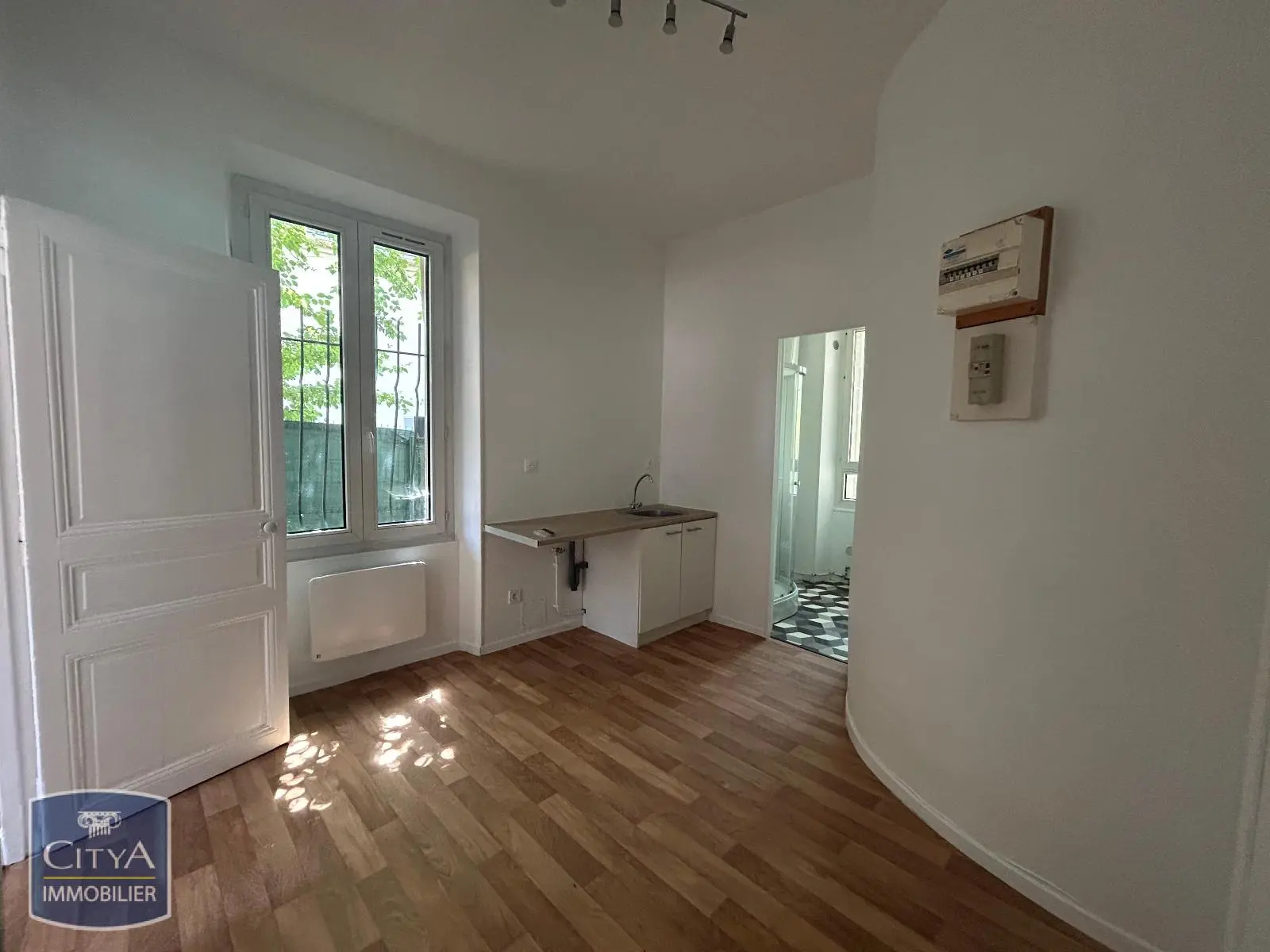 Photo 1 Appartement 1 pièce 23.29m²