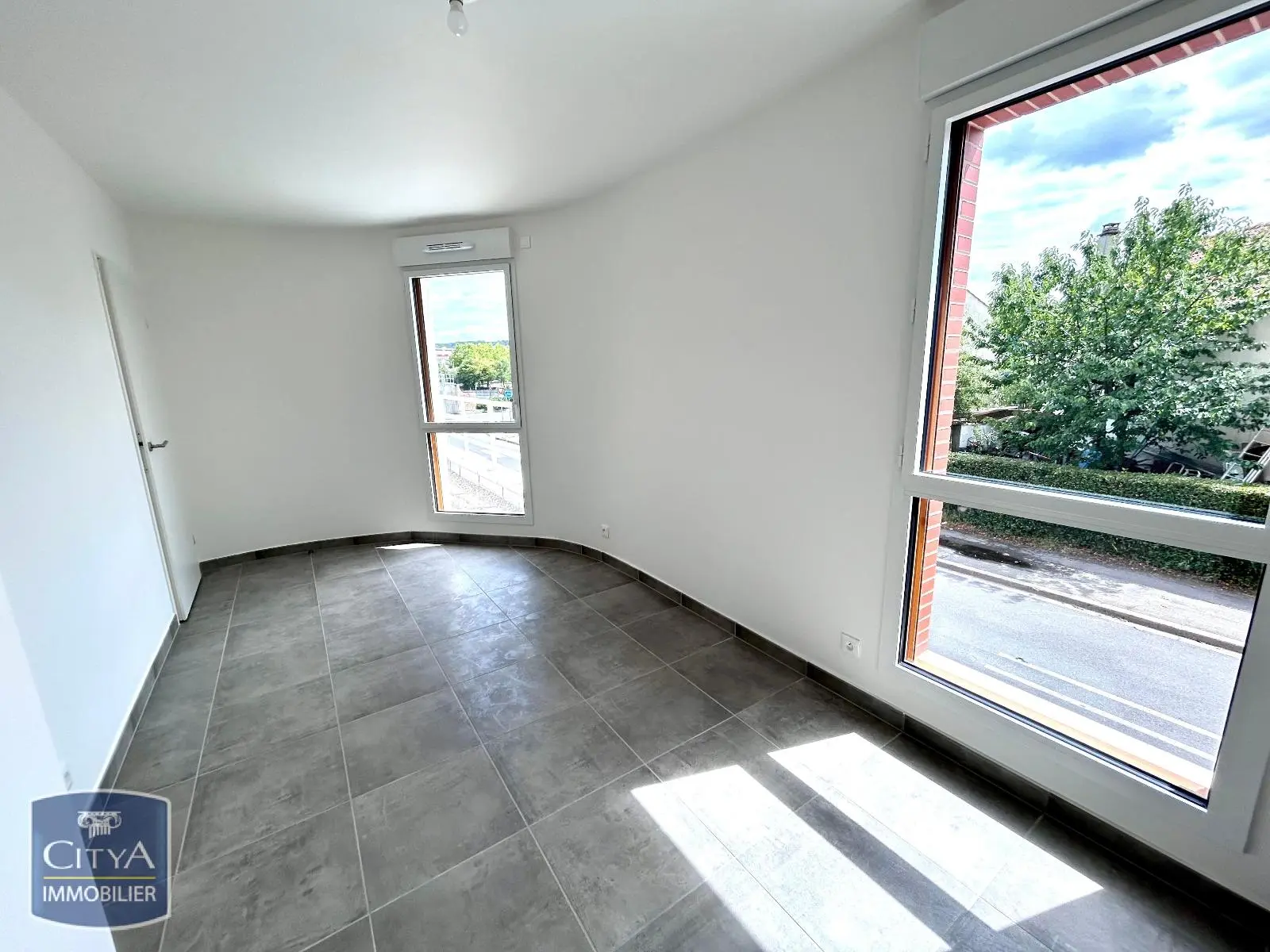 Sevran (93270) Appartement 3 pièces 65.28m² photo 3