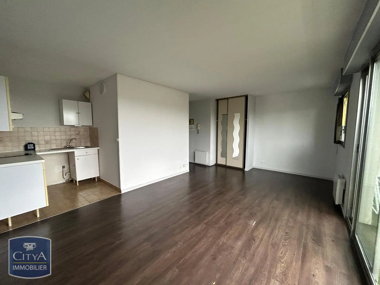 Photo 1 Appartement 1 pièce 29.59m²