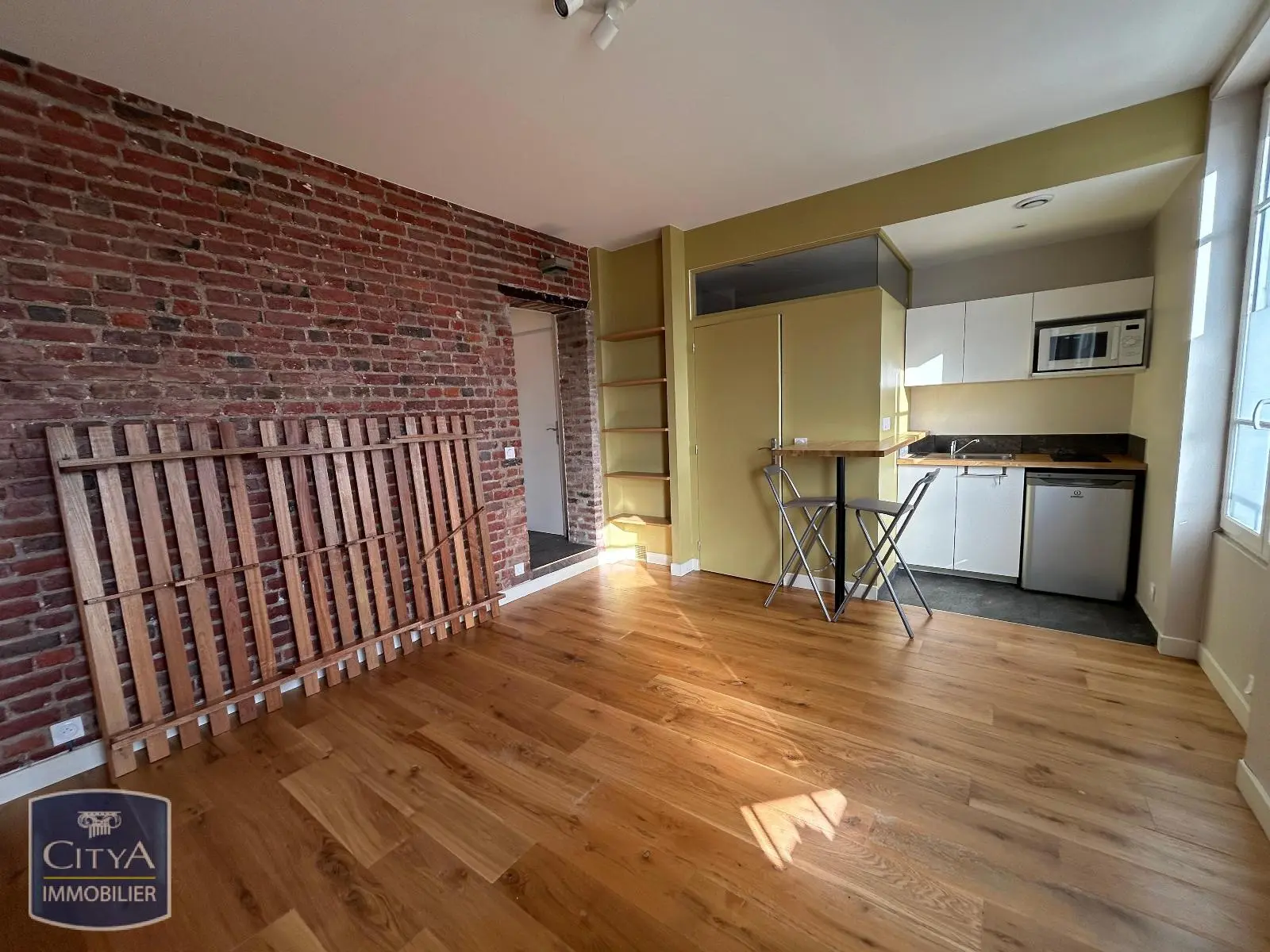 Photo 1 Appartement 1 pièce 24.9m²