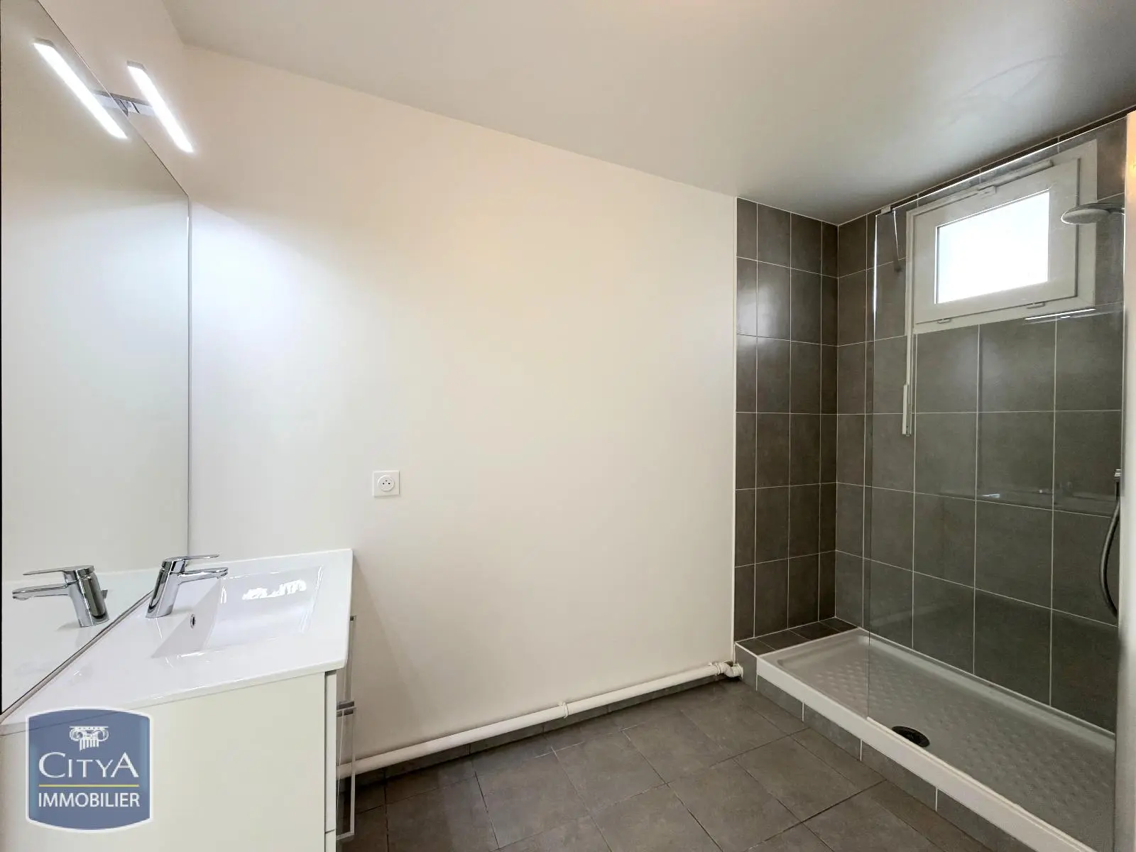 Photo 3 Appartement 1 pièce 30.7m²