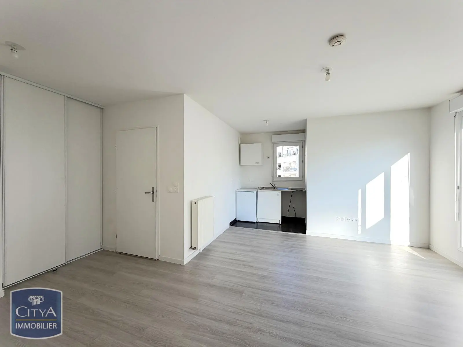 Photo 2 Appartement 1 pièce 30.7m²