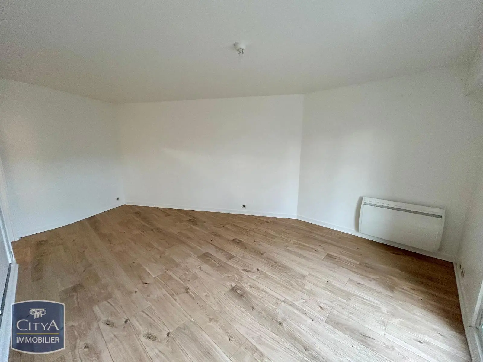 Photo 2 Appartement 1 pièce 34.9m²