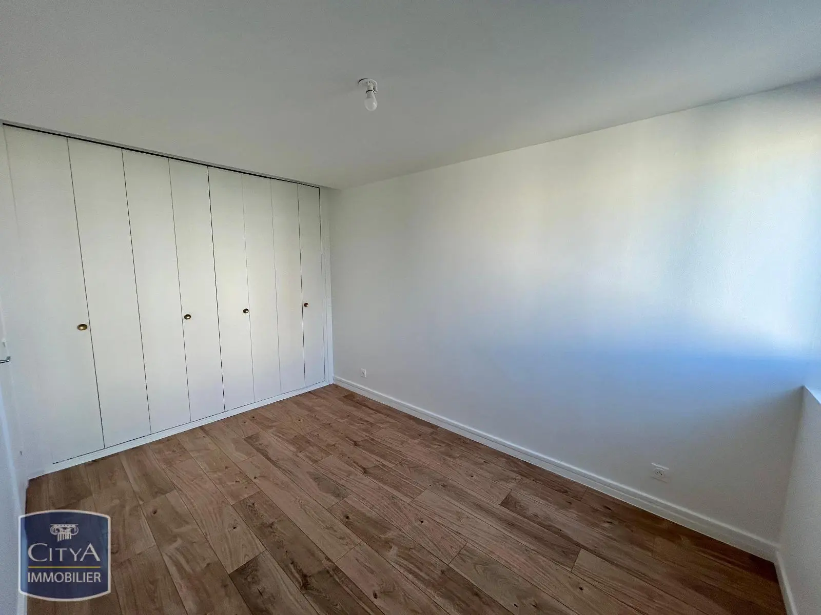 Rosny-sous-Bois (93110) Appartement 2 pièces 49.89m² photo 4