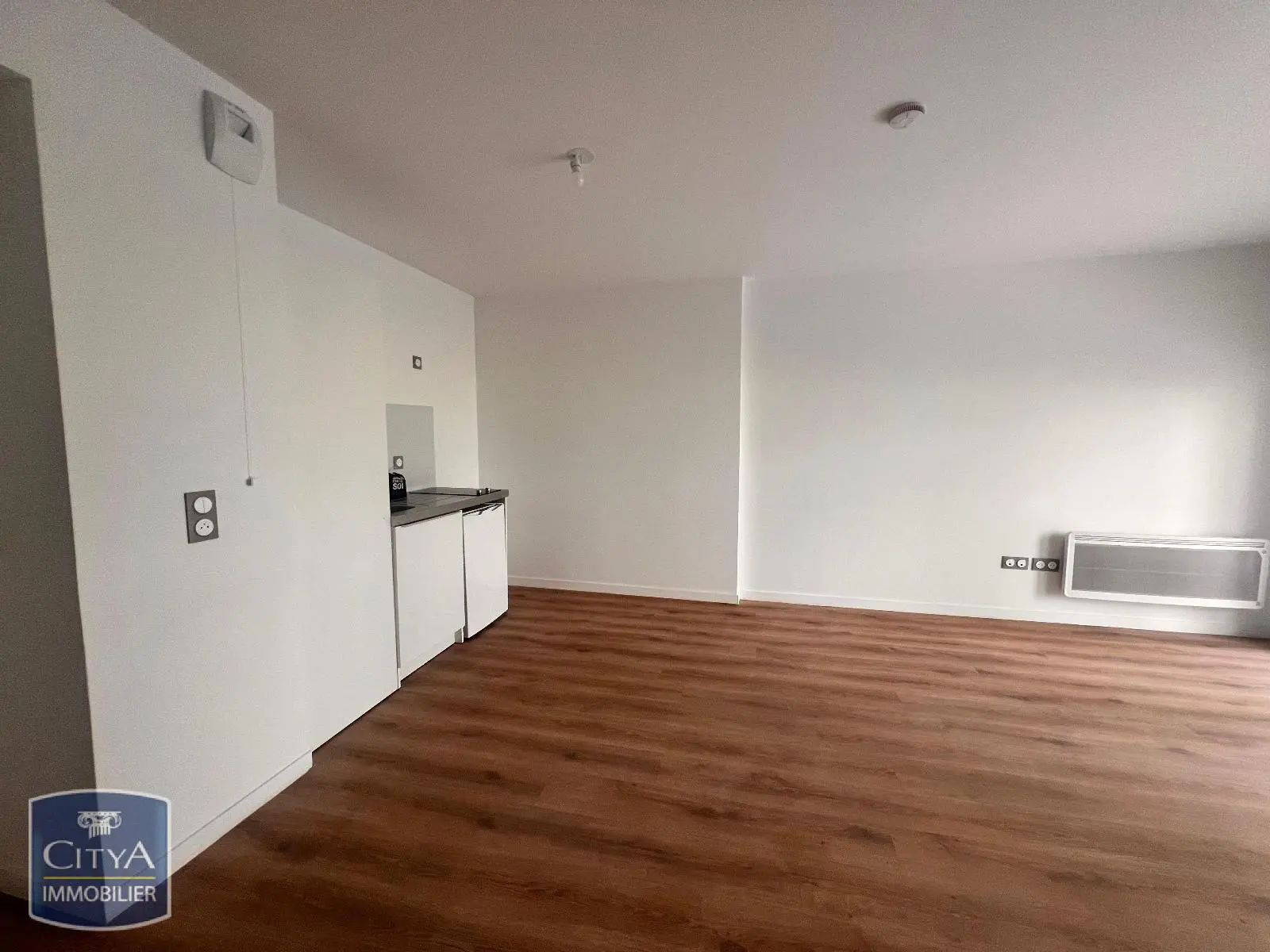Photo 2 Appartement 1 pièce 31.94m²