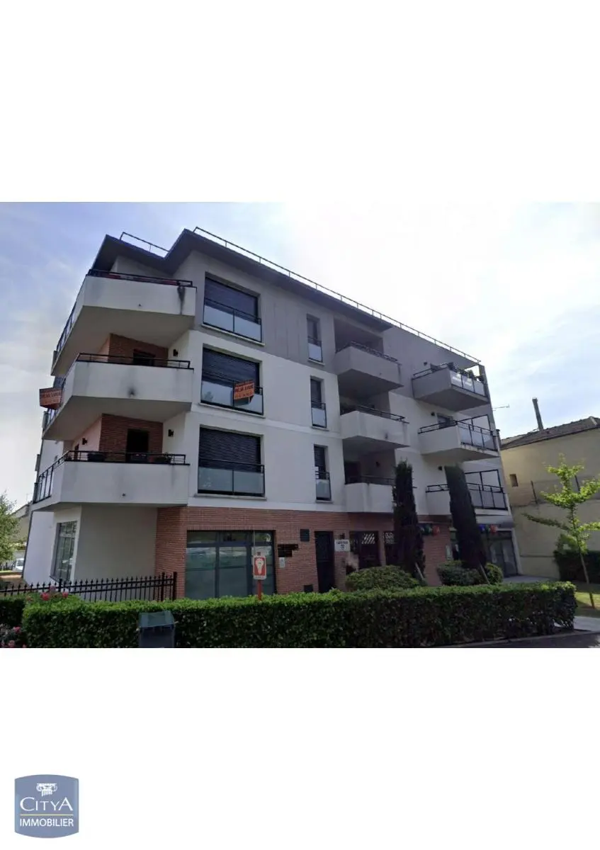 Photo 1 Local Professionnel