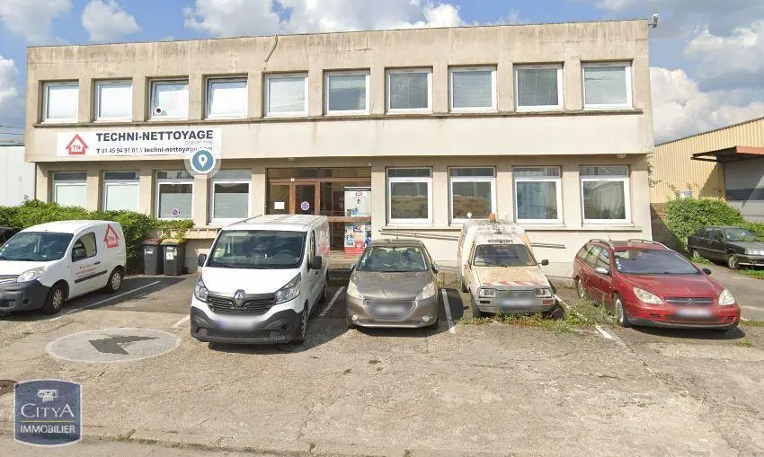 Photo 1 Local Professionnel 3 pièces 70m²