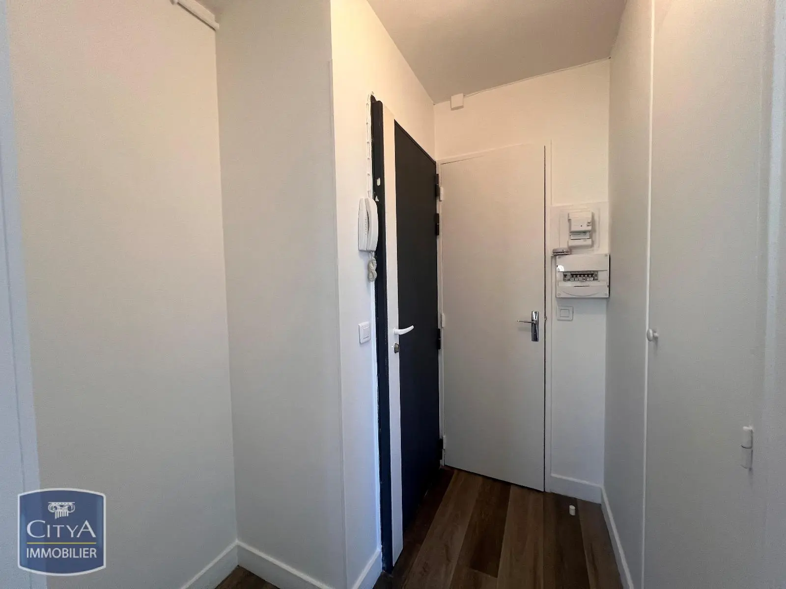 Photo 6 Appartement 1 pièce 28.47m²