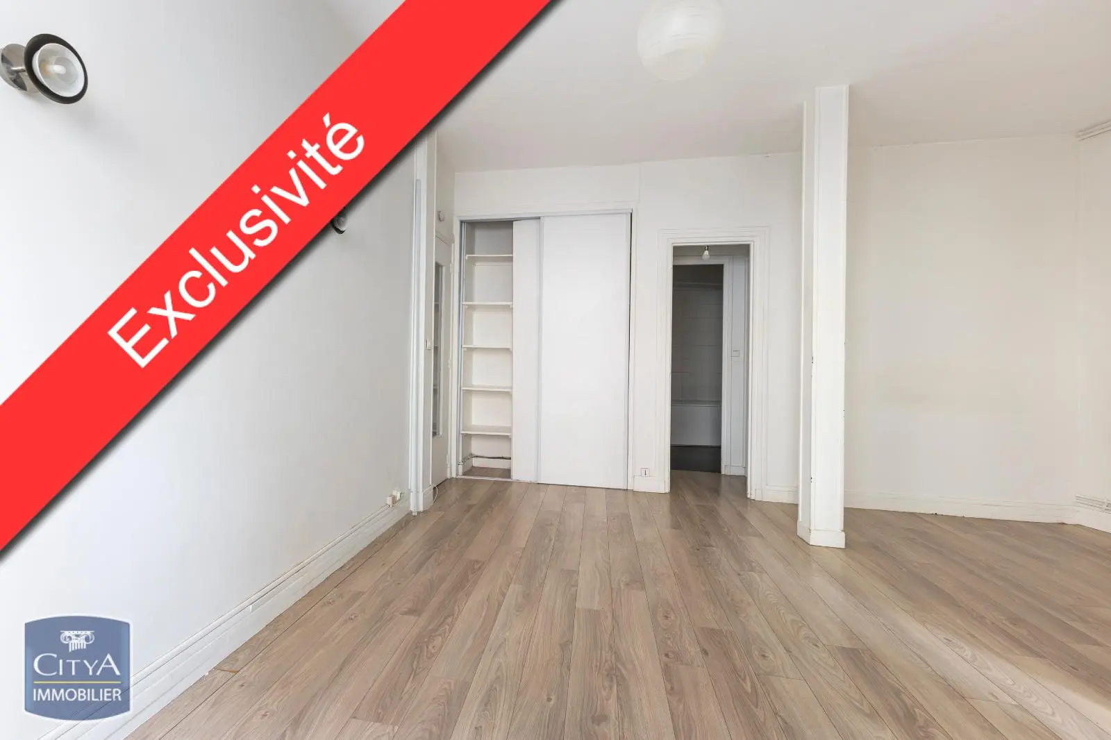 Photo 1 Appartement 1 pièce 37.02m²