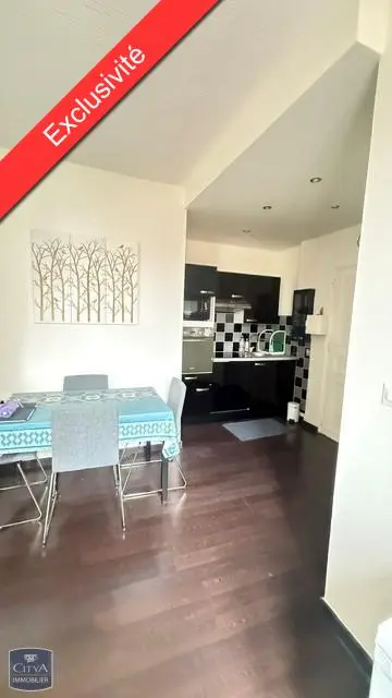 Photo 1 Appartement 1 pièce 27.4m²