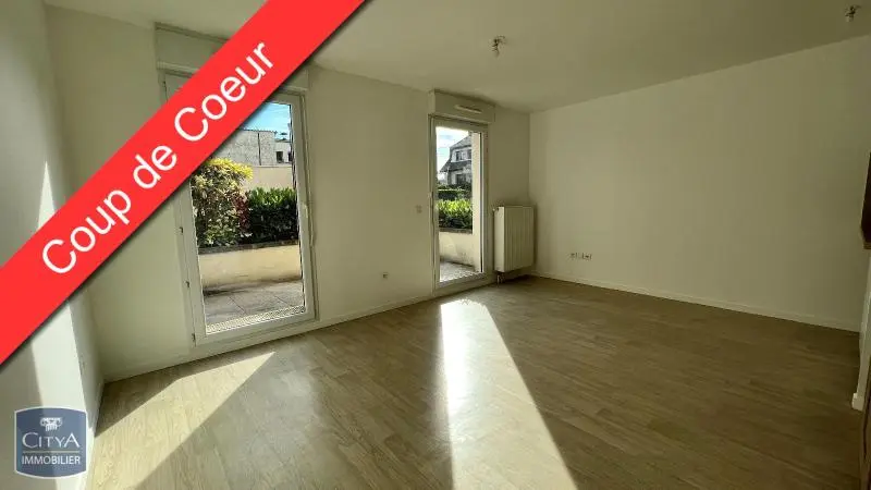 Photo 2 Appartement 1 pièce 28.25m²